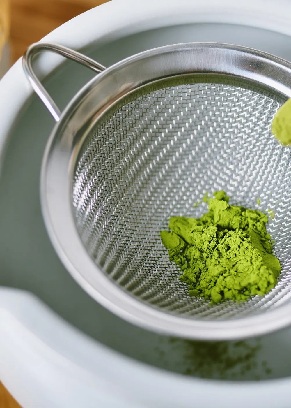 Tamiser le matcha
